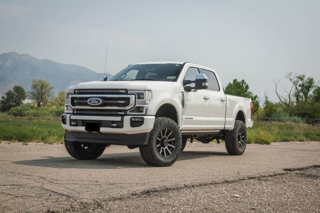 4" COIL SPRING SUSPENSION SYSTEM WITH FALCON 2.1 SHOCKS - FORD SUPER DUTY DIESEL 4WD 2017-2022 F-350 And F-250