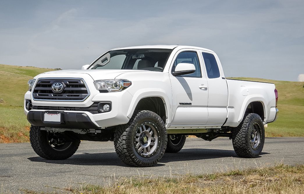 2.5" SST2.1 Suspension System - Toyota Tacoma TRD / SR5 / Rock Warrior 2005-2023